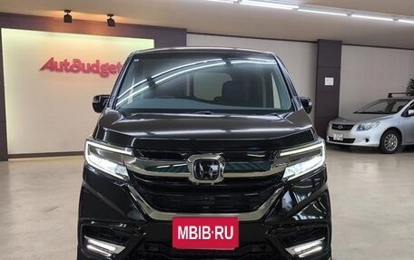 Honda Stepwgn IV, 2021 год, 1 932 000 рублей, 2 фотография