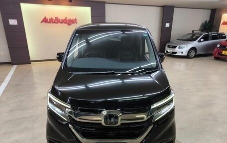 Honda Stepwgn IV, 2021 год, 1 932 000 рублей, 4 фотография