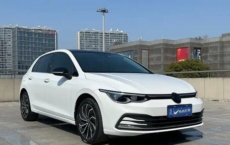 Volkswagen Golf VIII, 2021 год, 1 700 000 рублей, 3 фотография