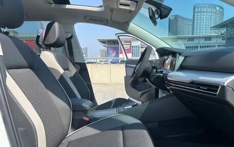 Volkswagen Golf VIII, 2021 год, 1 700 000 рублей, 8 фотография