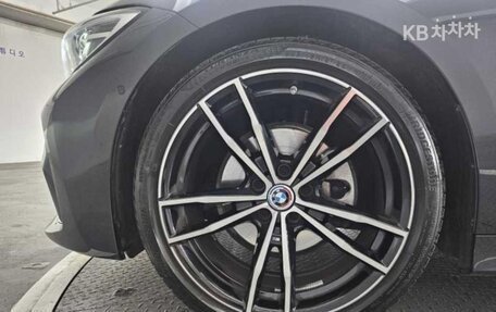 BMW 3 серия, 2021 год, 2 995 000 рублей, 18 фотография