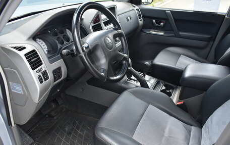 Mitsubishi Pajero III рестайлинг, 2005 год, 1 980 000 рублей, 8 фотография