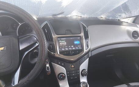 Chevrolet Cruze II, 2013 год, 850 000 рублей, 8 фотография