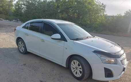 Chevrolet Cruze II, 2013 год, 850 000 рублей, 3 фотография