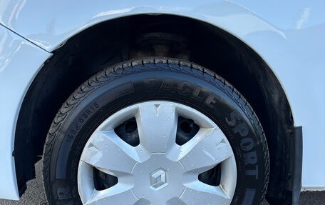 Renault Logan II, 2017 год, 850 000 рублей, 9 фотография