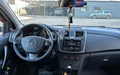 Renault Logan II, 2017 год, 850 000 рублей, 16 фотография