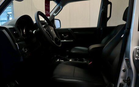 Mitsubishi Pajero IV, 2011 год, 1 999 000 рублей, 13 фотография