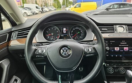 Volkswagen Passat B8 рестайлинг, 2019 год, 2 429 000 рублей, 12 фотография