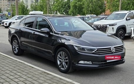 Volkswagen Passat B8 рестайлинг, 2019 год, 2 429 000 рублей, 4 фотография