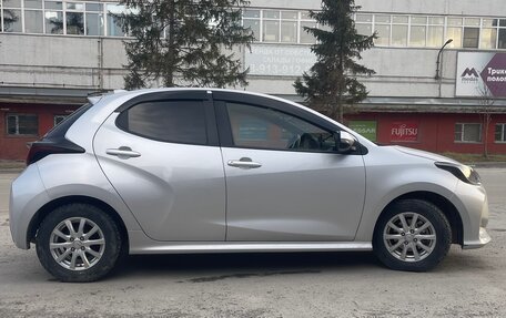 Toyota Yaris, 2020 год, 1 185 000 рублей, 4 фотография