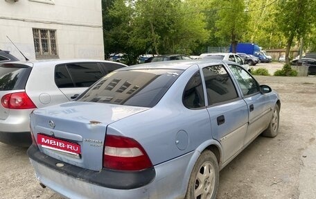 Opel Vectra B рестайлинг, 1998 год, 120 000 рублей, 4 фотография