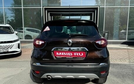Renault Kaptur I рестайлинг, 2016 год, 1 275 000 рублей, 5 фотография