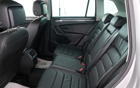 Volkswagen Tiguan II, 2021 год, 3 599 000 рублей, 23 фотография