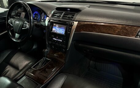 Toyota Camry, 2016 год, 2 147 000 рублей, 17 фотография