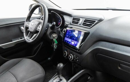 KIA Rio III рестайлинг, 2013 год, 898 000 рублей, 15 фотография