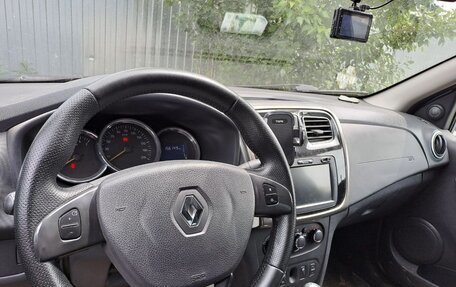 Renault Logan II, 2014 год, 575 000 рублей, 6 фотография