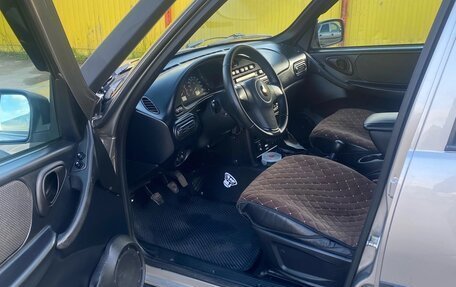 Chevrolet Niva I рестайлинг, 2017 год, 730 000 рублей, 13 фотография