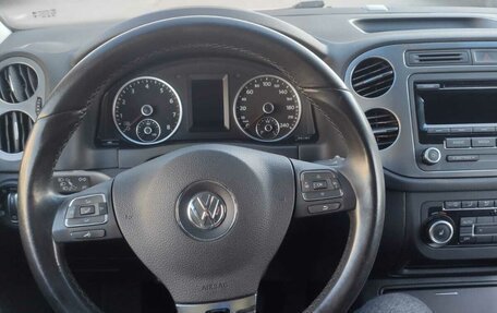 Volkswagen Tiguan I, 2011 год, 949 999 рублей, 10 фотография
