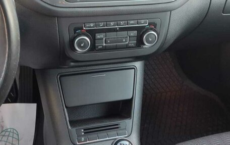 Volkswagen Tiguan I, 2011 год, 949 999 рублей, 14 фотография