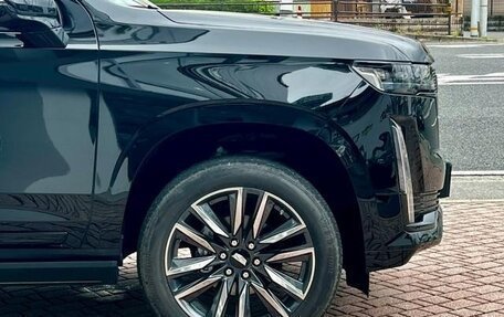 Cadillac Escalade V, 2022 год, 11 000 100 рублей, 8 фотография