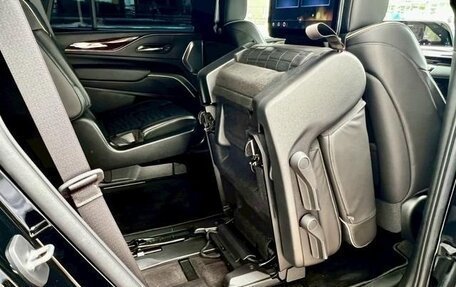 Cadillac Escalade V, 2022 год, 11 000 100 рублей, 24 фотография