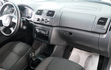 Skoda Fabia II, 2011 год, 739 000 рублей, 18 фотография