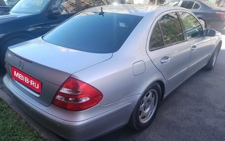 Mercedes-Benz E-Класс, 2002 год, 390 000 рублей, 2 фотография