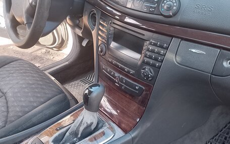 Mercedes-Benz E-Класс, 2002 год, 390 000 рублей, 14 фотография