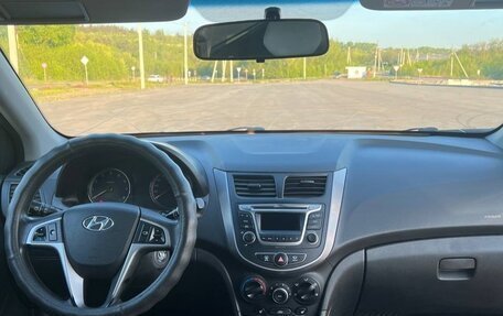 Hyundai Solaris II рестайлинг, 2016 год, 1 175 000 рублей, 11 фотография