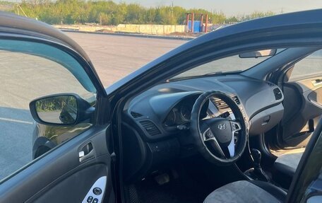 Hyundai Solaris II рестайлинг, 2016 год, 1 175 000 рублей, 13 фотография