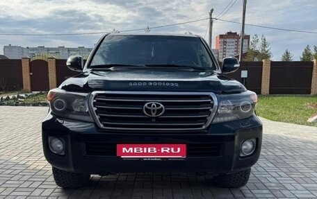 Toyota Land Cruiser 200, 2014 год, 4 450 000 рублей, 19 фотография