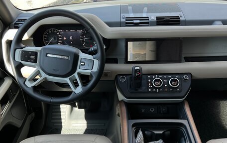 Land Rover Defender II, 2023 год, 12 200 000 рублей, 10 фотография
