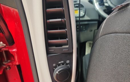 Citroen C4 Picasso II рестайлинг, 2012 год, 818 000 рублей, 15 фотография