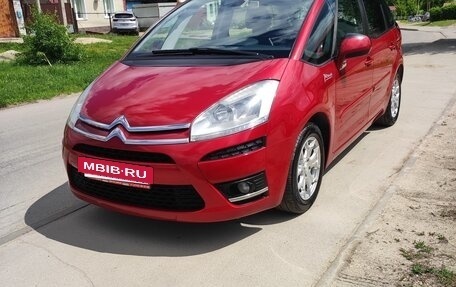 Citroen C4 Picasso II рестайлинг, 2012 год, 818 000 рублей, 3 фотография