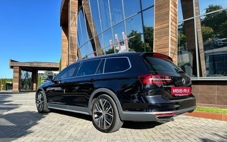 Volkswagen Passat B8 рестайлинг, 2018 год, 2 990 000 рублей, 3 фотография