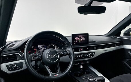 Audi A4, 2018 год, 2 800 000 рублей, 26 фотография