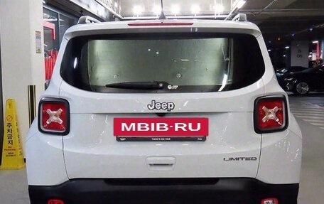 Jeep Renegade I рестайлинг, 2021 год, 2 180 000 рублей, 5 фотография