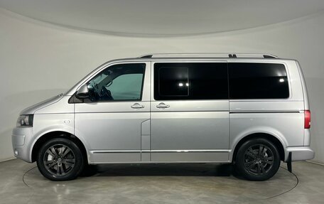 Volkswagen Multivan T5, 2010 год, 2 100 000 рублей, 2 фотография