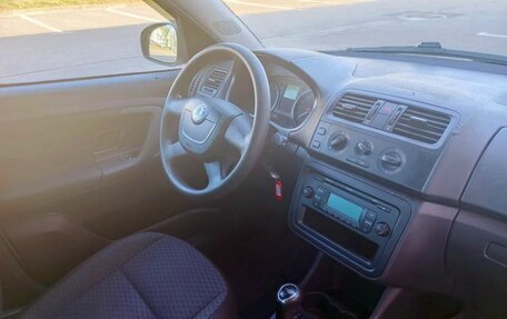 Skoda Roomster, 2011 год, 655 000 рублей, 13 фотография