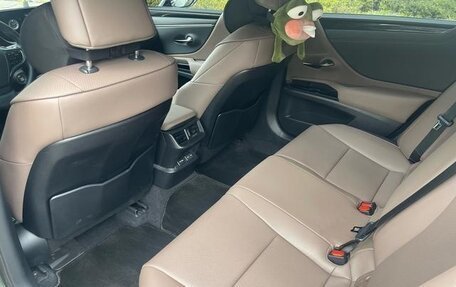 Lexus ES VII, 2022 год, 2 897 600 рублей, 8 фотография
