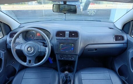 Volkswagen Polo VI (EU Market), 2012 год, 677 000 рублей, 11 фотография
