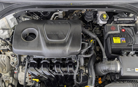 Hyundai Elantra VI рестайлинг, 2019 год, 1 750 000 рублей, 9 фотография