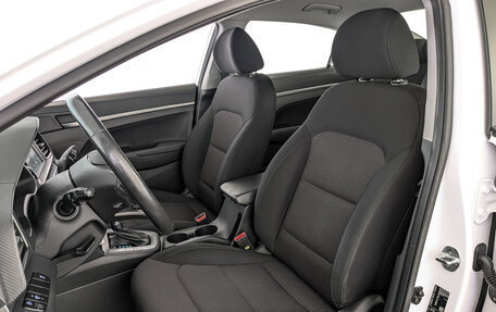 Hyundai Elantra VI рестайлинг, 2019 год, 1 750 000 рублей, 20 фотография