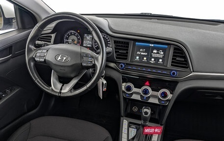 Hyundai Elantra VI рестайлинг, 2019 год, 1 750 000 рублей, 29 фотография