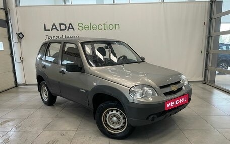 Chevrolet Niva I рестайлинг, 2013 год, 499 000 рублей, 2 фотография