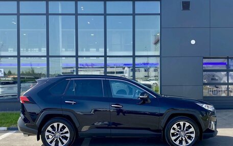 Toyota RAV4, 2021 год, 3 849 000 рублей, 4 фотография