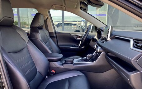 Toyota RAV4, 2021 год, 3 849 000 рублей, 27 фотография