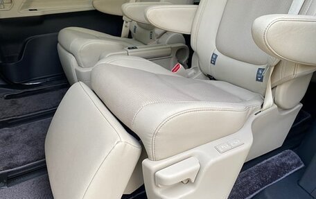 Toyota Sienna, 2022 год, 3 900 000 рублей, 15 фотография