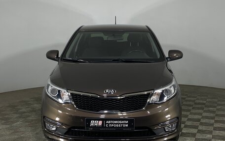 KIA Rio III рестайлинг, 2017 год, 1 379 000 рублей, 2 фотография