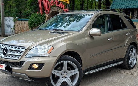 Mercedes-Benz M-Класс, 2010 год, 1 350 000 рублей, 3 фотография